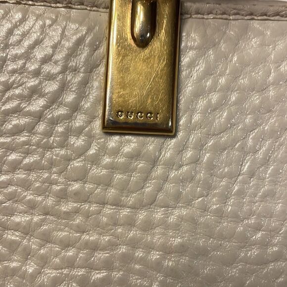 Gucci woman’s canvas and cream leather wallet - Picture 6 of 16